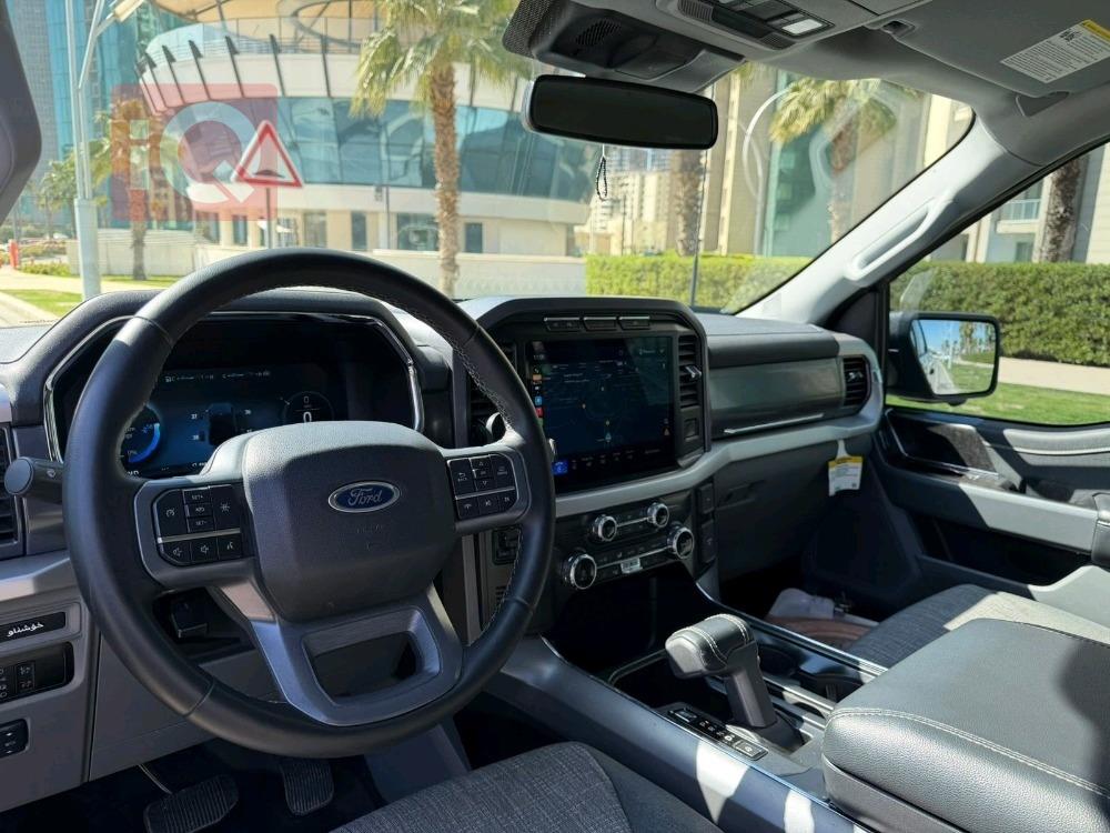 فورد F-150 لايتنينج